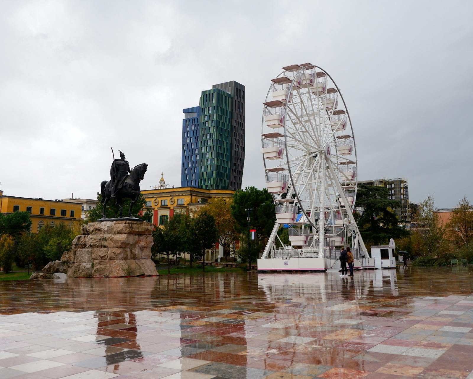 Tirana Guide for Dental Patients: What to Do and See